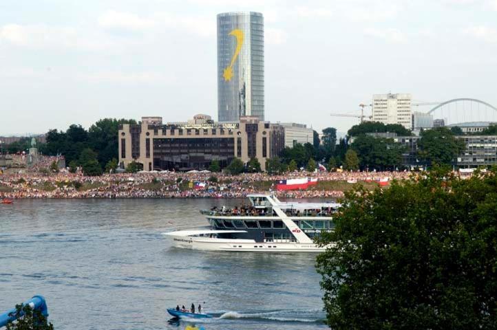 Hotel Romerhafen Cologne Extérieur photo